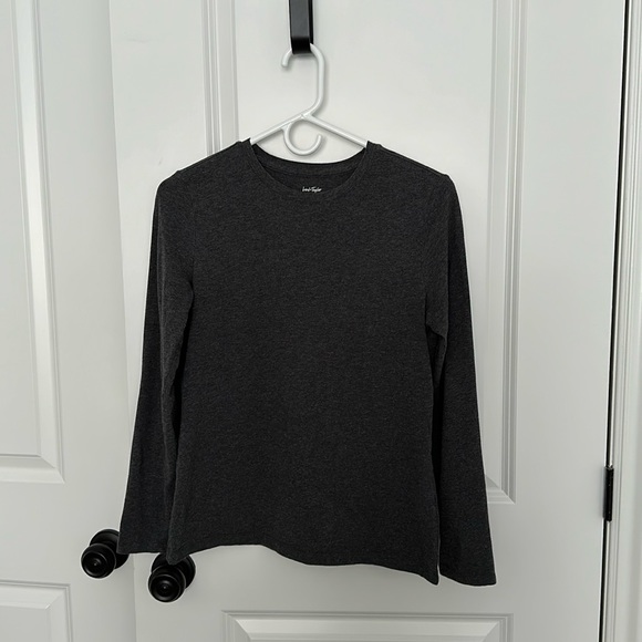 Lord & Taylor Tops - Lord & Taylor grey long sleeve T-shirt